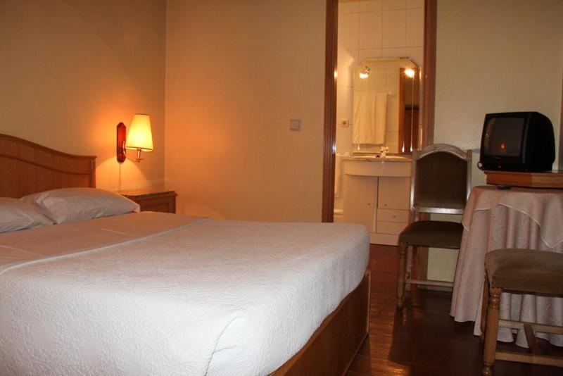 포르투 Portucalense B&B 객실 사진
