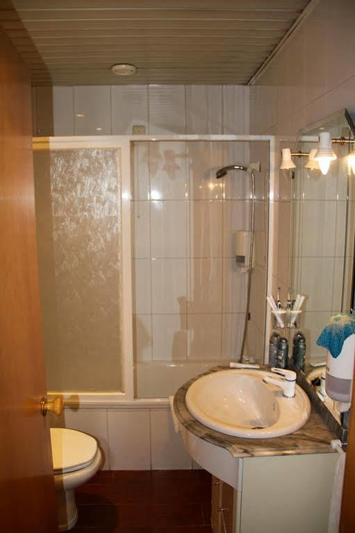 포르투 Portucalense B&B 외부 사진