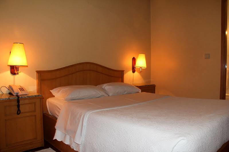 포르투 Portucalense B&B 외부 사진